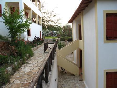 Hotel Heleni Apartments Epidaurus Exterior foto