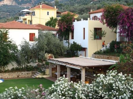 Hotel Heleni Apartments Epidaurus Exterior foto