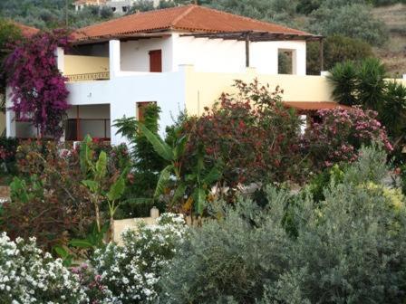 Hotel Heleni Apartments Epidaurus Exterior foto