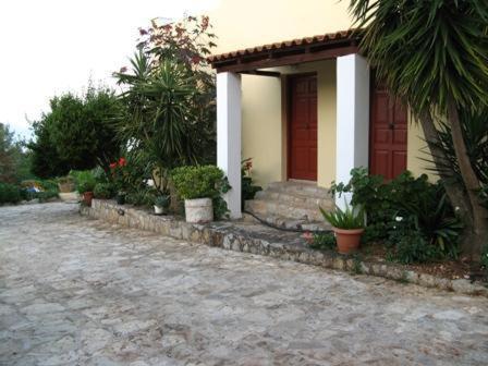 Hotel Heleni Apartments Epidaurus Exterior foto