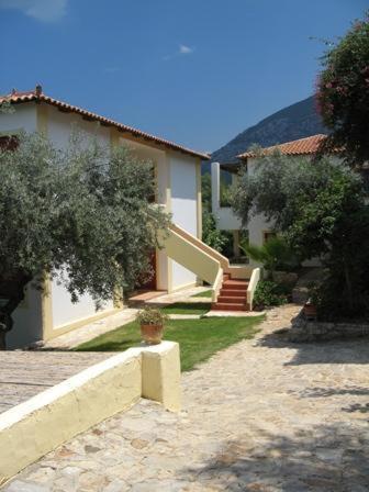 Hotel Heleni Apartments Epidaurus Exterior foto